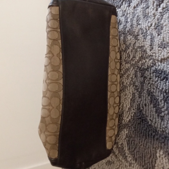 Coach Signature Brown and Black Shoulder Bag Edie 31 Handbag Womens - Picture 6 of 11